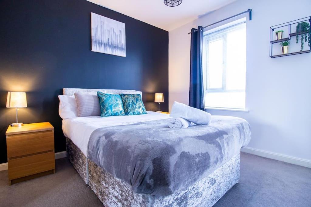 Holiday home 4br Contractor Town House 2.5bathrooms, 2 Free Parking Spaces Managed By Chique *